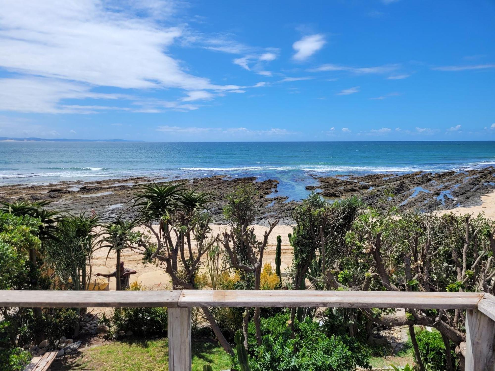 Beach Front Jeffreys Bay Exterior photo